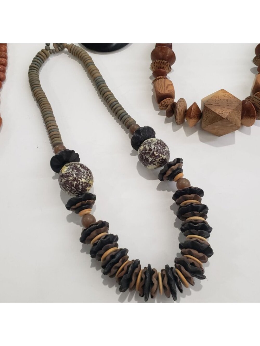 Five 5 Handmade Beaded Wooden Necklaces Animal Inspired Designs Multicolor State - Picture 9 of 16